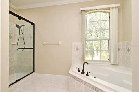 House in Deltona, Florida 4 bedrooms, 254.55 sq.m. № 1662918 - photo 22