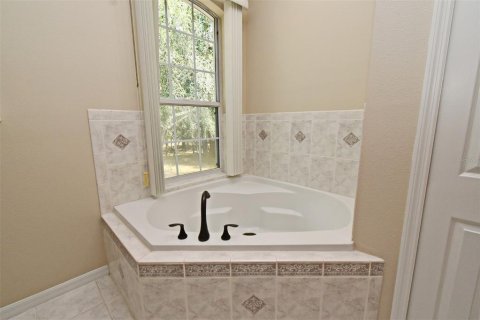 House in Deltona, Florida 4 bedrooms, 254.55 sq.m. № 1662918 - photo 21