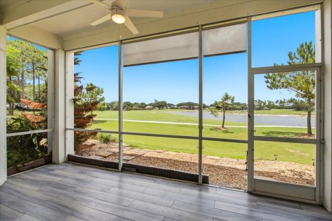 Condo in Lake Mary, Florida, 2 bedrooms № 2150297 - photo 4