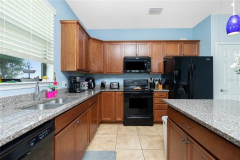 House in North Port, Florida 4 bedrooms, 181.62 sq.m. № 1526465 - photo 12