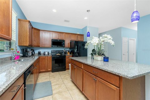 House in North Port, Florida 4 bedrooms, 181.62 sq.m. № 1526465 - photo 11
