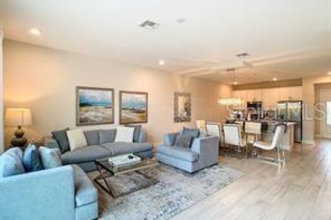 Townhouse in Four Corners, Florida 3 bedrooms, 158.31 sq.m. № 1677993 - photo 14