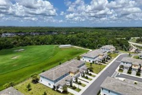 Townhouse in Four Corners, Florida 3 bedrooms, 158.31 sq.m. № 1677993 - photo 6
