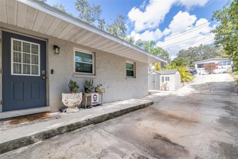 House in Babson Park, Florida 3 bedrooms, 169.83 sq.m. № 1544284 - photo 10