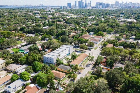 Immobilier commercial à vendre à Miami, Floride № 1952105 - photo 6