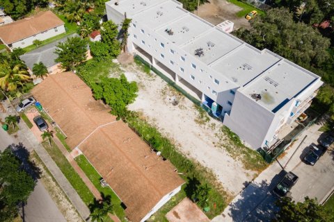Immobilier commercial à vendre à Miami, Floride № 1952105 - photo 4