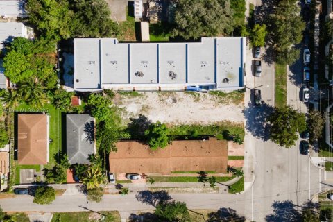 Immobilier commercial à vendre à Miami, Floride № 1952105 - photo 8