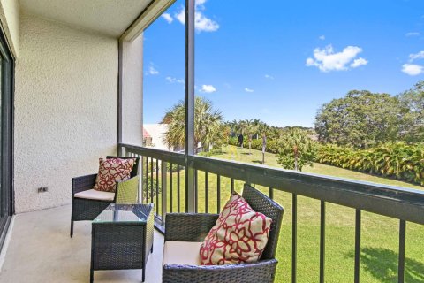 Condominio en alquiler en West Palm Beach, Florida, 2 dormitorios, 96.8 m2 № 2153665 - foto 2