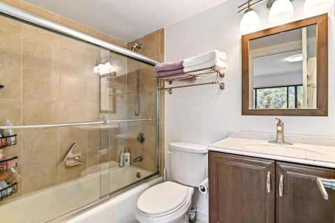 Condominio en alquiler en West Palm Beach, Florida, 2 dormitorios, 96.8 m2 № 2153665 - foto 8