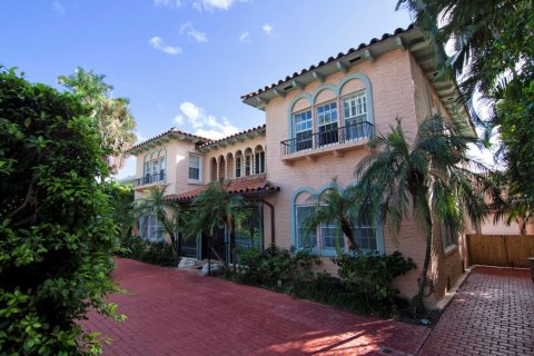 Casa en alquiler en Palm Beach, Florida, 5 dormitorios, 462 m2 № 1182549 - foto 1