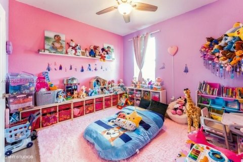 Casa en venta en Homestead, Florida, 4 dormitorios, 236.99 m2 № 1984255 - foto 23