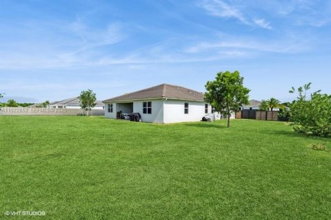 Casa en venta en Homestead, Florida, 4 dormitorios, 236.99 m2 № 1984255 - foto 3