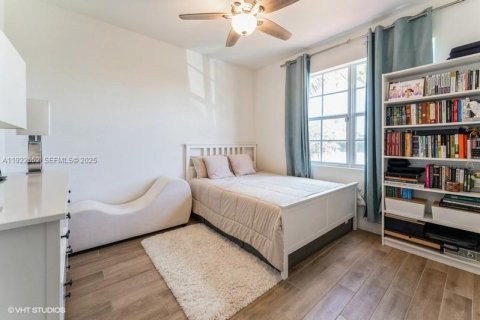 Casa en venta en Homestead, Florida, 4 dormitorios, 236.99 m2 № 1984255 - foto 20