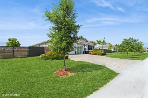 Casa en venta en Homestead, Florida, 4 dormitorios, 236.99 m2 № 1984255 - foto 6