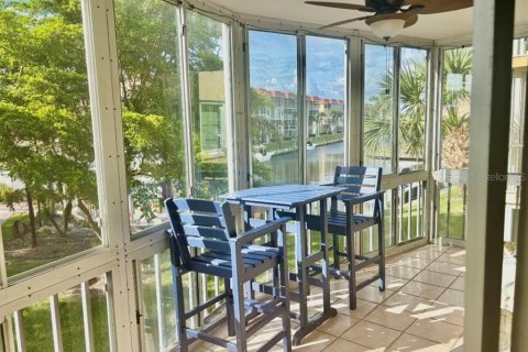 Condo in Sarasota, Florida, 2 bedrooms  № 1833077 - photo 6