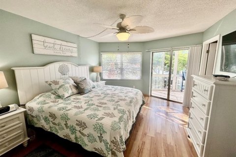 Condo in Sarasota, Florida, 2 bedrooms  № 1833077 - photo 8