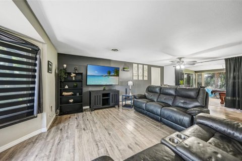Villa ou maison à vendre à Venice, Floride: 2 chambres, 128.86 m2 № 1915624 - photo 10