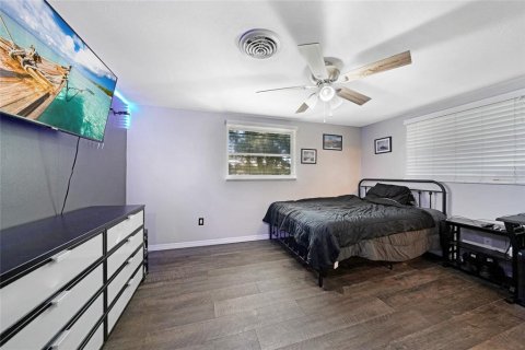 Villa ou maison à vendre à Venice, Floride: 2 chambres, 128.86 m2 № 1915624 - photo 18