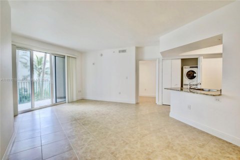 Купить кондоминиум в Авентура, Флорида 2 спальни, 122.63м2, № 1943400 - фото 1