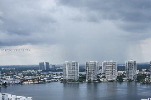 Condominio en alquiler en Sunny Isles Beach, Florida, 2 dormitorios, 119.75 m2 № 2257786 - foto 30