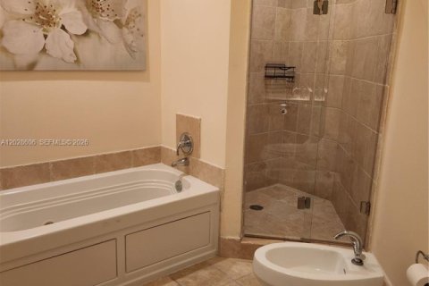 Condominio en alquiler en Sunny Isles Beach, Florida, 2 dormitorios, 119.75 m2 № 2257786 - foto 15