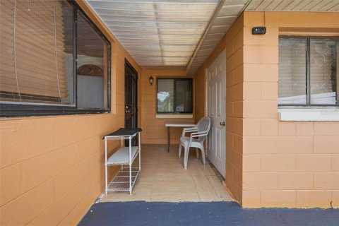 Villa ou maison à vendre à Kissimmee, Floride: 4 chambres, 179.3 m2 № 2396453 - photo 13