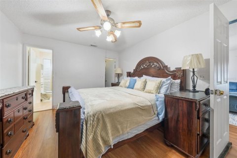 Villa ou maison à vendre à Kissimmee, Floride: 4 chambres, 179.3 m2 № 2396453 - photo 30
