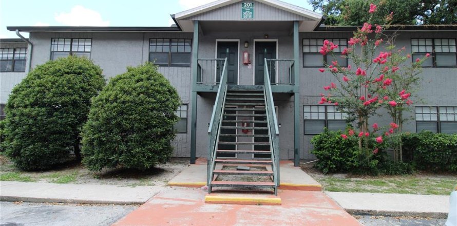 Condominio en Tampa, Florida, 2 dormitorios  № 2216571
