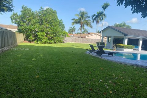 Villa ou maison à vendre à Miami, Floride: 3 chambres, 220.36 m2 № 1977267 - photo 9