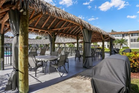 Condominio en venta en Lauderdale Lakes, Florida, 1 dormitorio, 63.55 m2 № 2152668 - foto 25