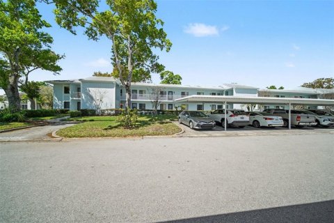 Condo à Oldsmar, Floride, 2 chambres  № 2103679