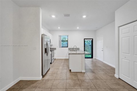 Townhouse in Fort Lauderdale, Florida 3 bedrooms, 142.98 sq.m. № 1890137 - photo 17