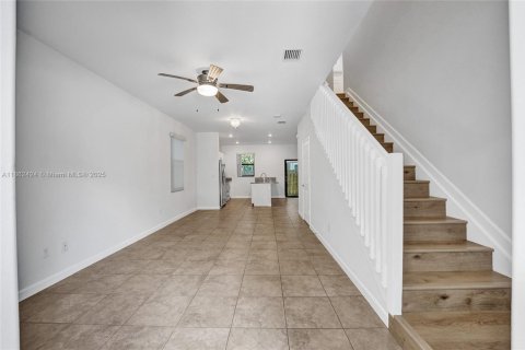 Townhouse in Fort Lauderdale, Florida 3 bedrooms, 142.98 sq.m. № 1890137 - photo 8
