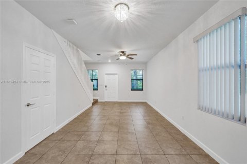 Townhouse in Fort Lauderdale, Florida 3 bedrooms, 142.98 sq.m. № 1890137 - photo 14