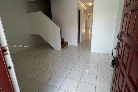 Touwnhouse à vendre à Miami, Floride: 2 chambres, 112.41 m2 № 1986722 - photo 2