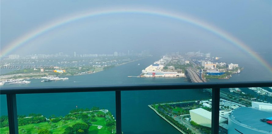 Condo in Miami, Florida, 1 bedroom  № 1994115