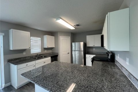 Casa en alquiler en Kissimmee, Florida, 4 dormitorios, 148.92 m2 № 1829990 - foto 5