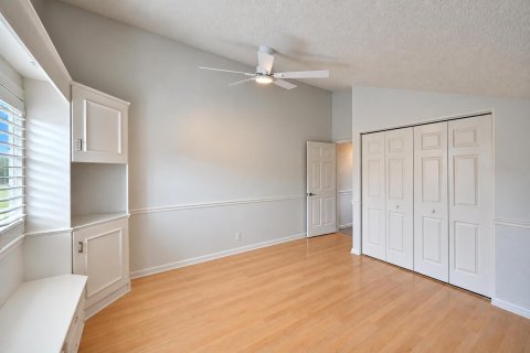 Touwnhouse à louer à Jupiter, Floride: 4 chambres, 189.99 m2 № 2243367 - photo 23
