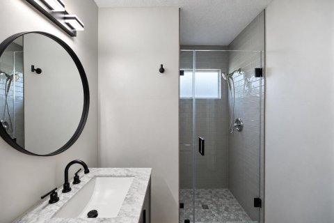 Touwnhouse à louer à Jupiter, Floride: 4 chambres, 189.99 m2 № 2243367 - photo 13