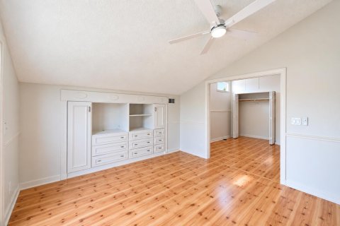 Touwnhouse à louer à Jupiter, Floride: 4 chambres, 189.99 m2 № 2243367 - photo 27