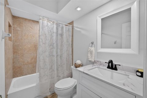 Casa en venta en Apopka, Florida, 3 dormitorios, 164.25 m2 № 2351933 - foto 29