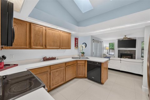 Casa en venta en Apopka, Florida, 3 dormitorios, 164.25 m2 № 2351933 - foto 13