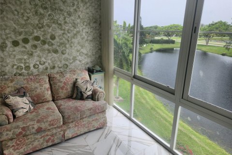 Condominio en venta en Deerfield Beach, Florida, 1 dormitorio, 65.03 m2 № 1768451 - foto 16