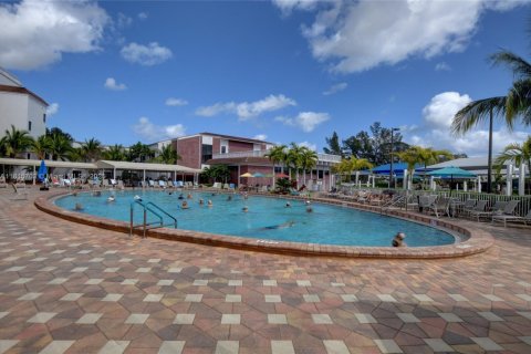 Condominio en venta en Deerfield Beach, Florida, 1 dormitorio, 65.03 m2 № 1768451 - foto 21