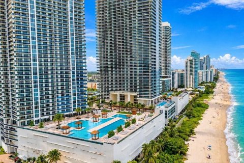 Condominio en alquiler en Hallandale Beach, Florida, 1 dormitorio, 80.92 m2 № 2394550 - foto 28