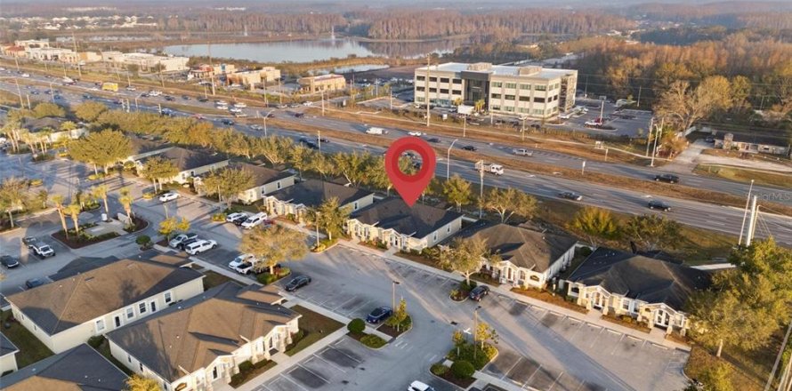 Commercial property in Lutz, Florida 278.71 sq.m. № 1521805