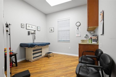 Commercial property in Lutz, Florida 278.71 sq.m. № 1521805 - photo 12