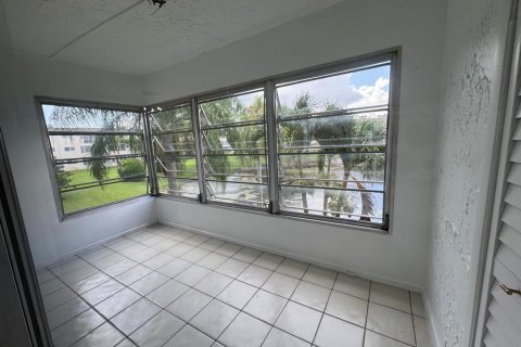 Copropriété à louer à Palm Springs, Floride: 1 chambre, 72 m2 № 2352538 - photo 19