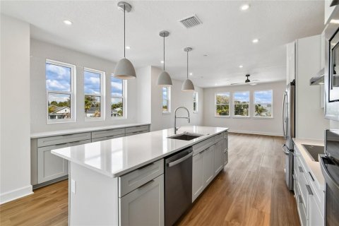 Townhouse in New Smyrna Beach, Florida 3 bedrooms, 213.12 sq.m. № 2239741 - photo 24