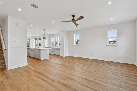 Townhouse in New Smyrna Beach, Florida 3 bedrooms, 213.12 sq.m. № 2239741 - photo 26